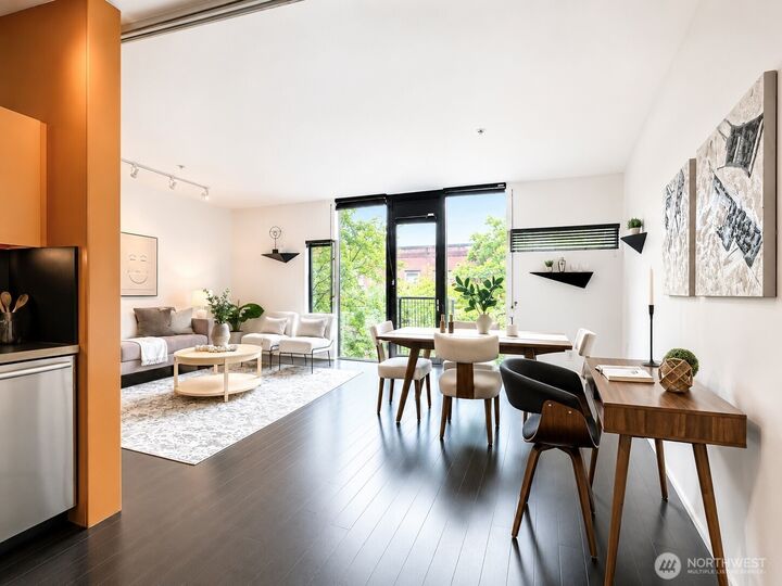 Property Photo: 1111 E Pike Street 303 WA 98122