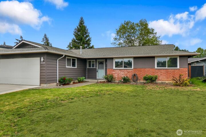 Property Photo: 24415 14th Avenue S WA 98198