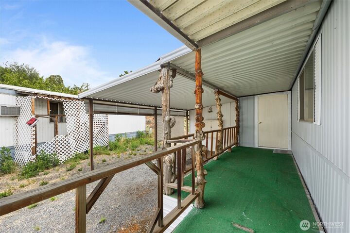 Property Photo:  2205  Butterfield Road 247  WA 98901 