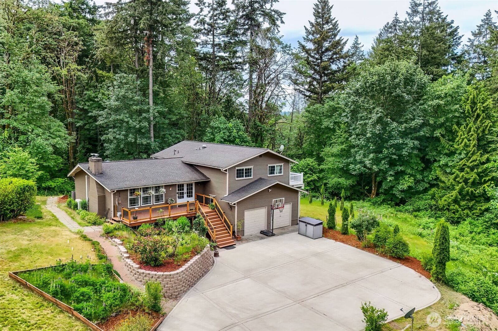 Property Photo:  10982 SE View Place S  WA 98367 