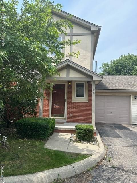 Property Photo: 95 Walnut Boulevard MI 48307