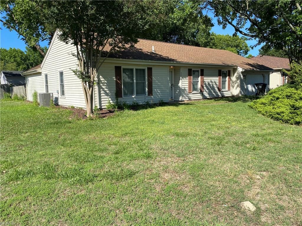 Property Photo:  1124 Lowland Cottage Ln  VA 23454 