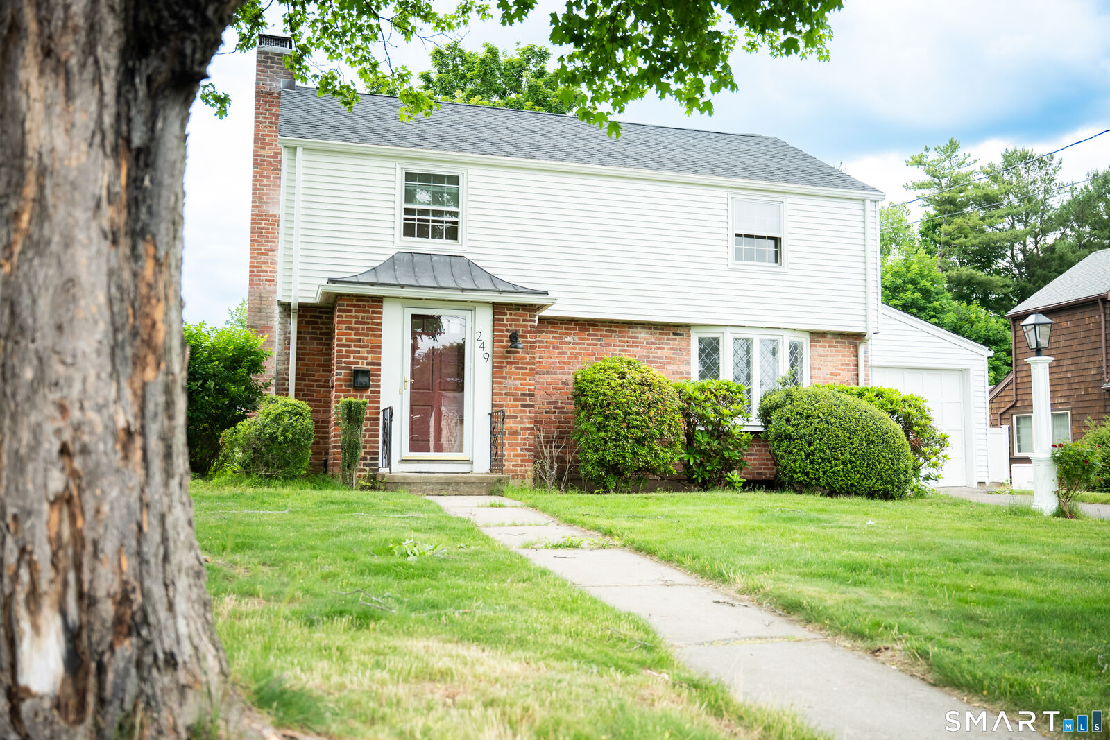 Property Photo:  249 Ridge Road  CT 06109 