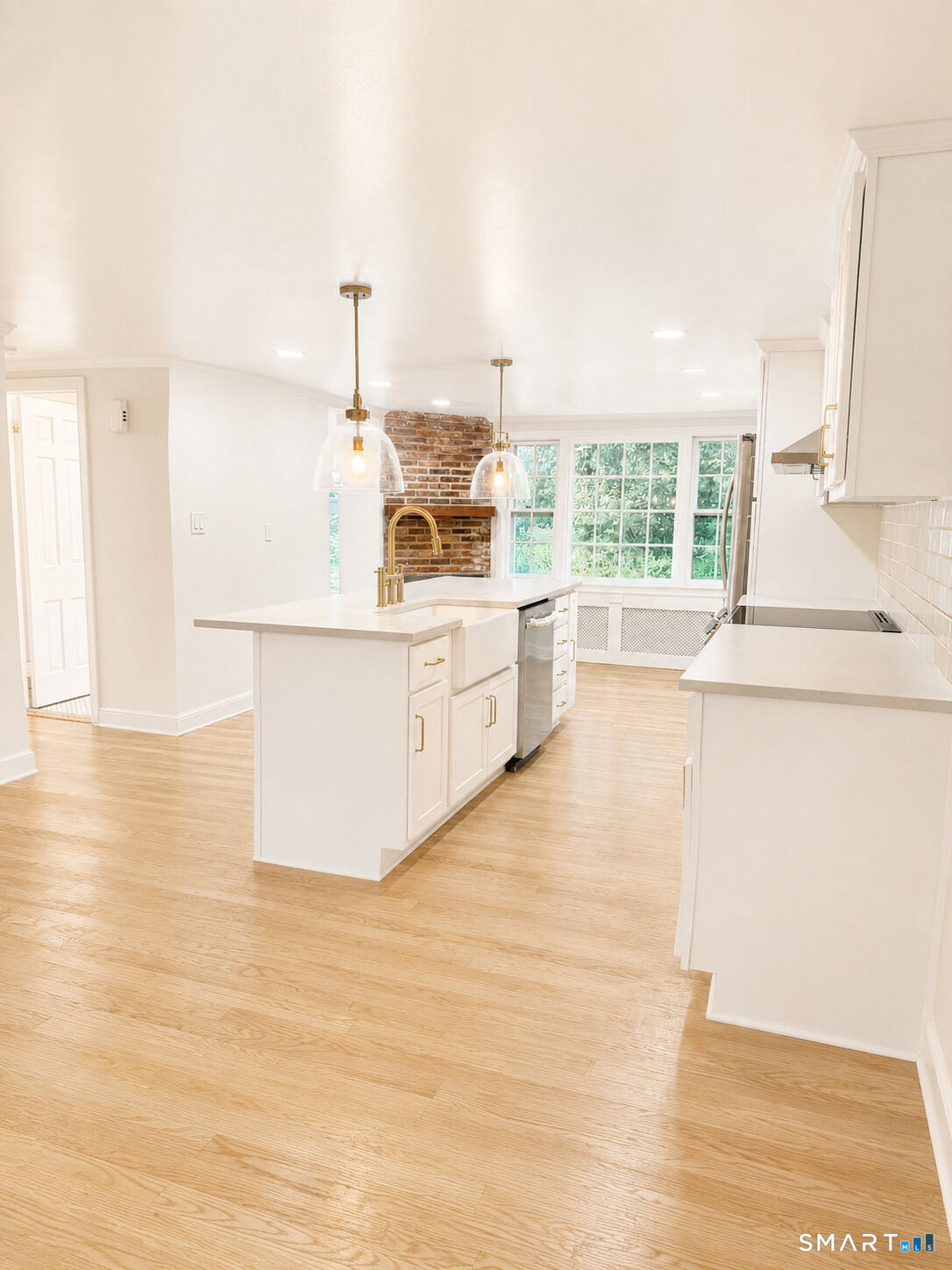 Property Photo:  249 Ridge Road  CT 06109 