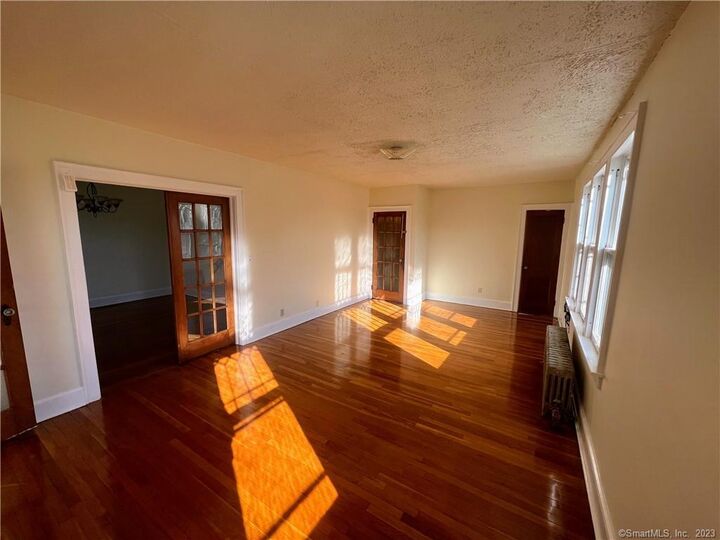 Property Photo:  89 Vance Street  CT 06052 