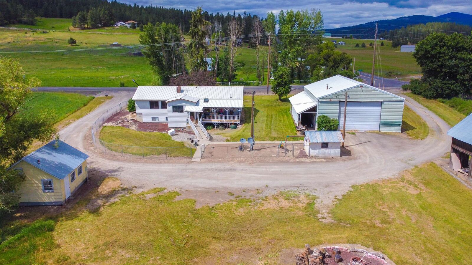 Property Photo:  13014 E Mt Spokane Park Dr  WA 99021 