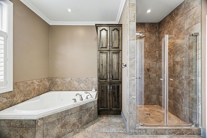 Property Photo: 30 Basswood Crescent ON K7A 0C8