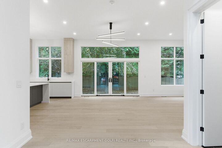 135 Secord Lane — photo 1
