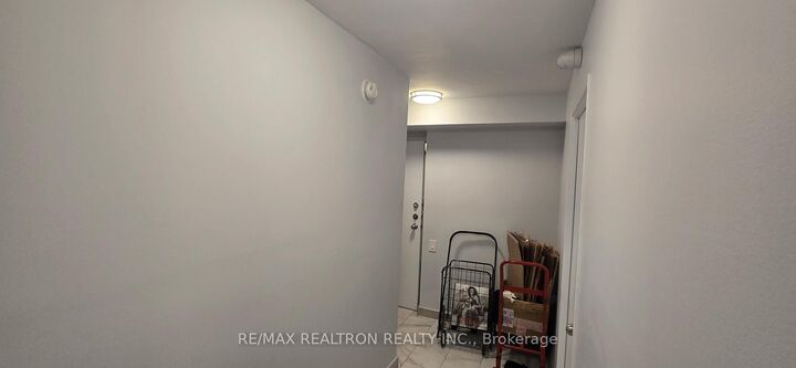 Property Photo: 2466 Eglinton Avenue E 806 ON M1K 5J8