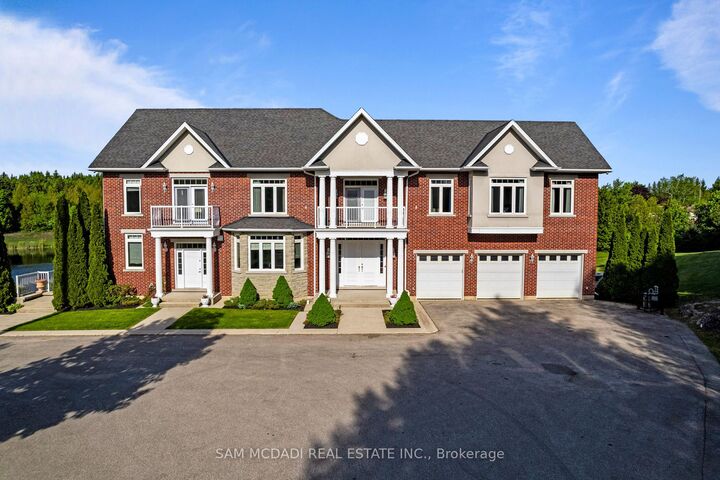 53 Peter Street — photo 1