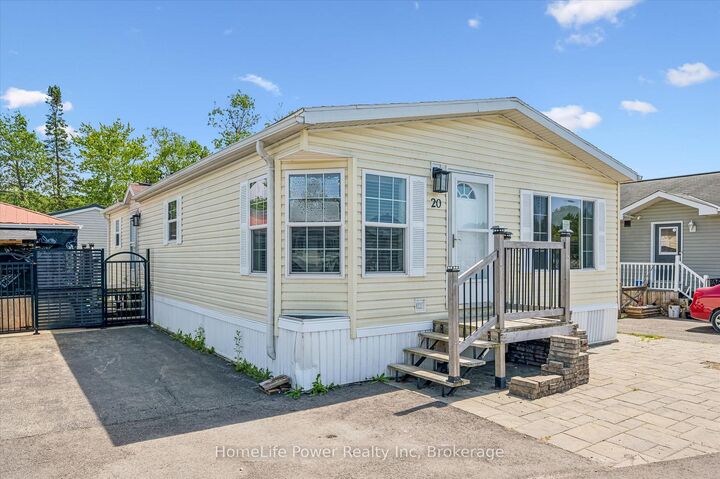 20 Elm Street — photo 1