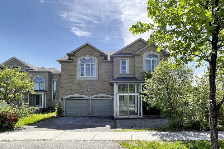 209 Redstone Road — photo 1