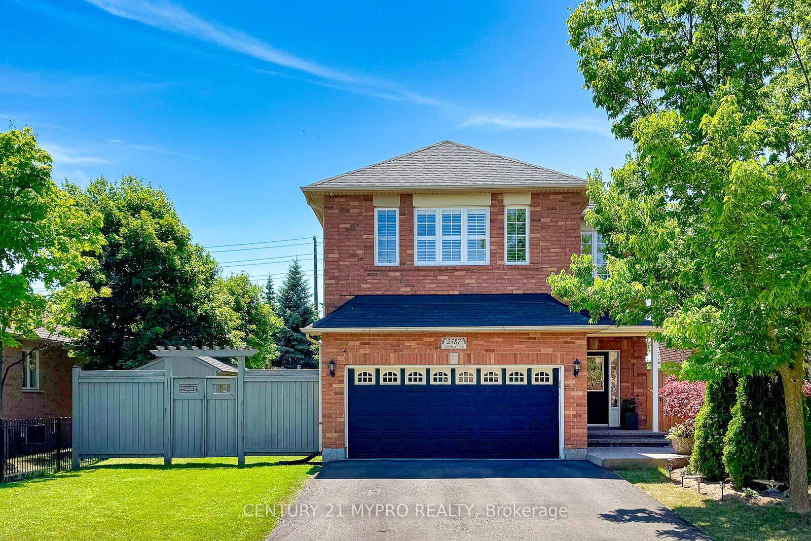 Photo de la propriété: 2587 Carberry Way ON L6M 4R8