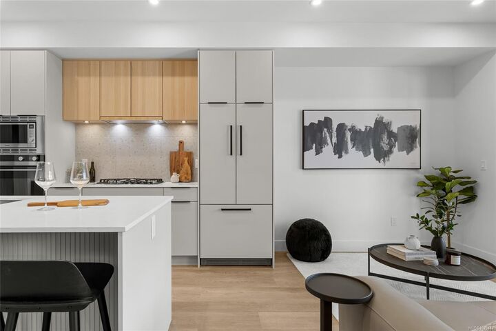 Property Photo: 2341 Bear Mountain Pkwy #413 BC V9B 6V1