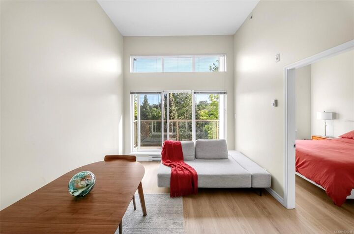 1550 Church Ave #403 — photo 1