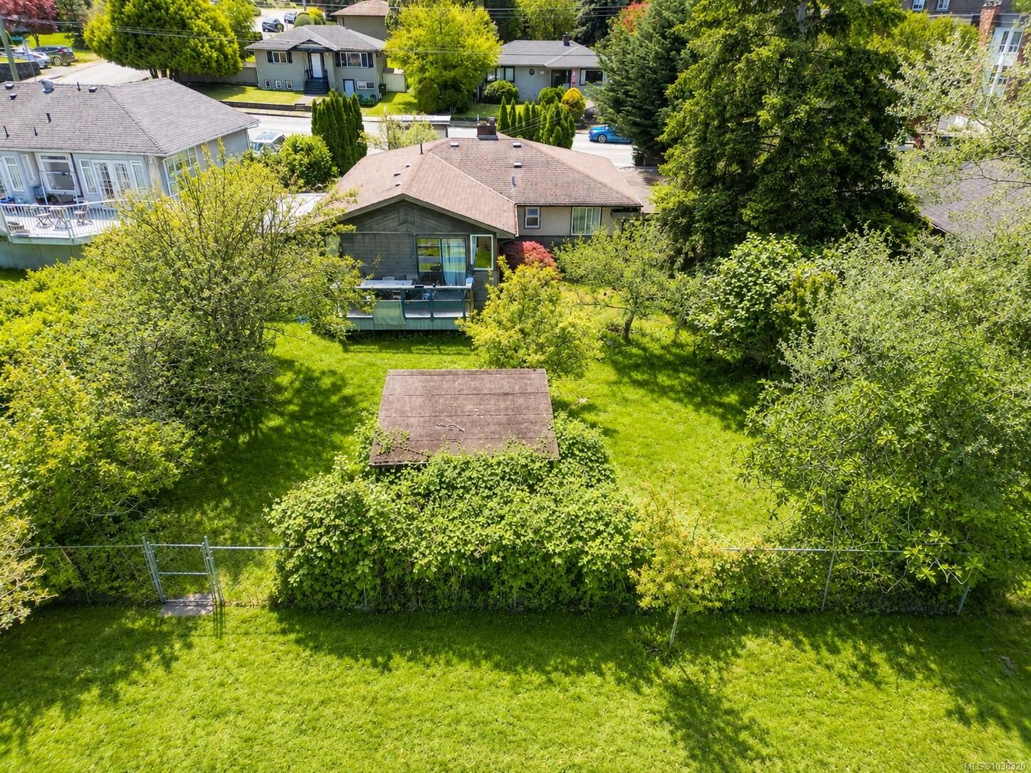 Property Photo: 1736 Cedar Hill Cross Rd BC V8P 2R1