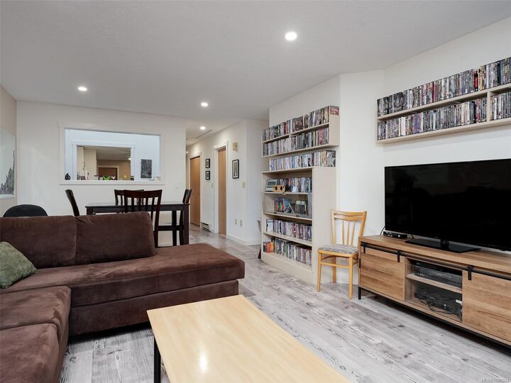 Property Photo: 4125 Interurban Rd #65 BC V8Z 4W8