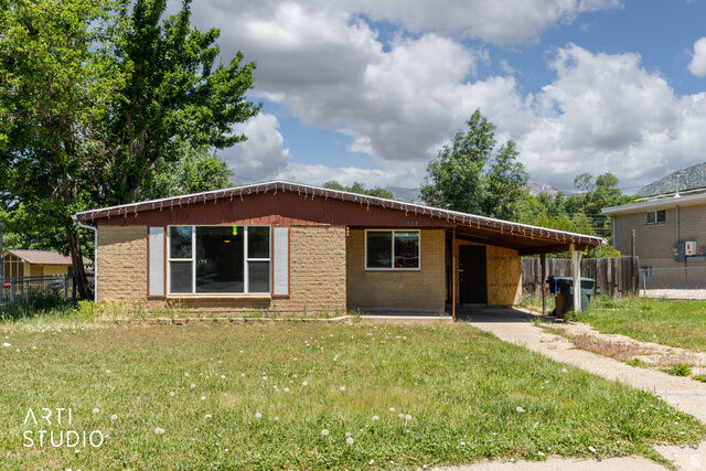 Property Photo: 686 E 675 N UT 84404