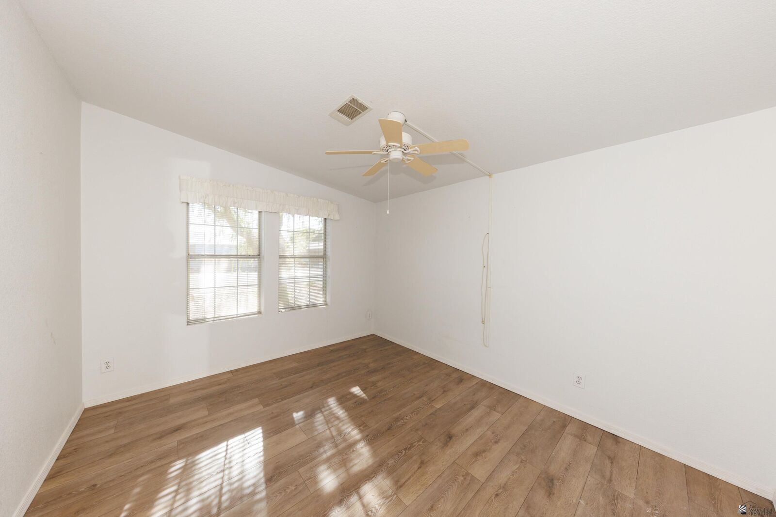 Property Photo: 3711 S Lakeside Cir AZ 85365