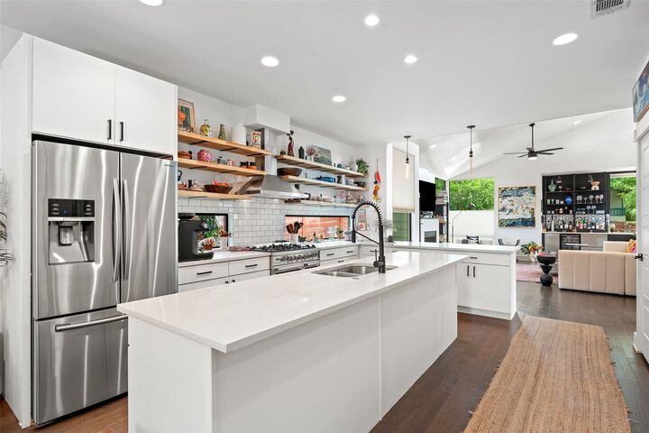 Property Photo: 4615 Depew Avenue TX 78751
