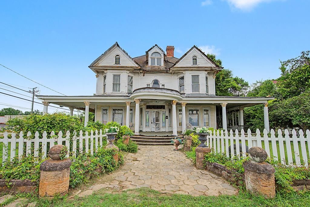 Property Photo: 216 Stonewall Street NE GA 39842
