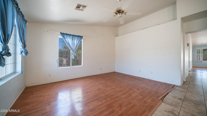 Property Photo:  861 W 13th Avenue  AZ 85120 