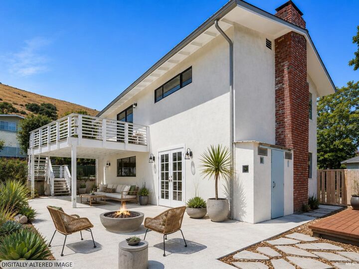 Property Photo: 821 Las Colindas Road CA 94903