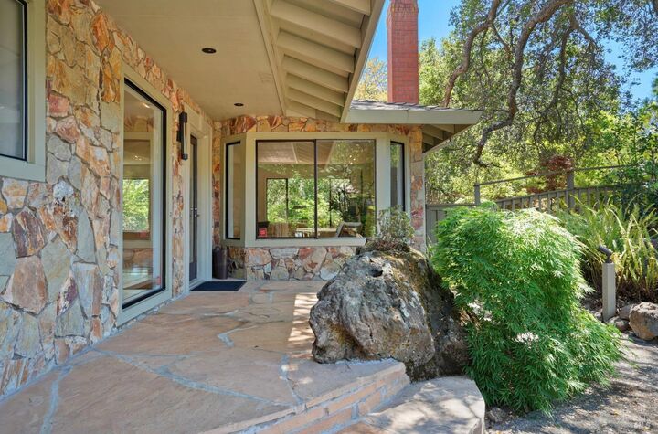 Property Photo: 10 Shari Court CA 94947