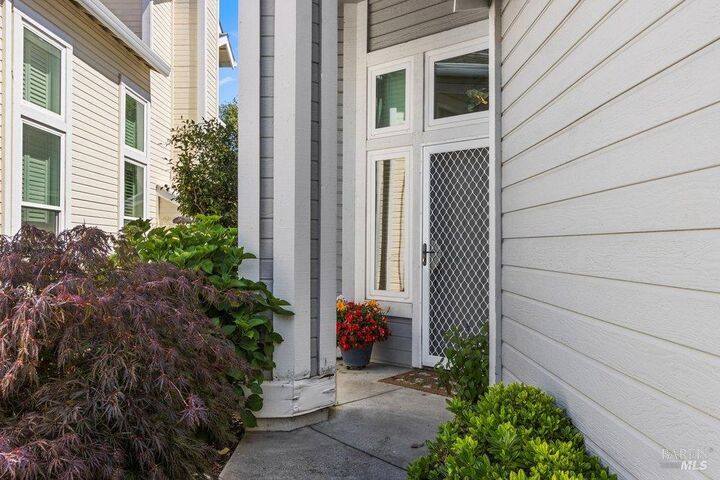 Property Photo:  383 N Wildwood  CA 94547 
