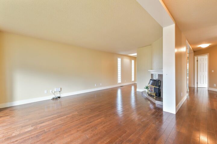 Property Photo:  2345 Cranley Drive 17  BC V4A 9G5 