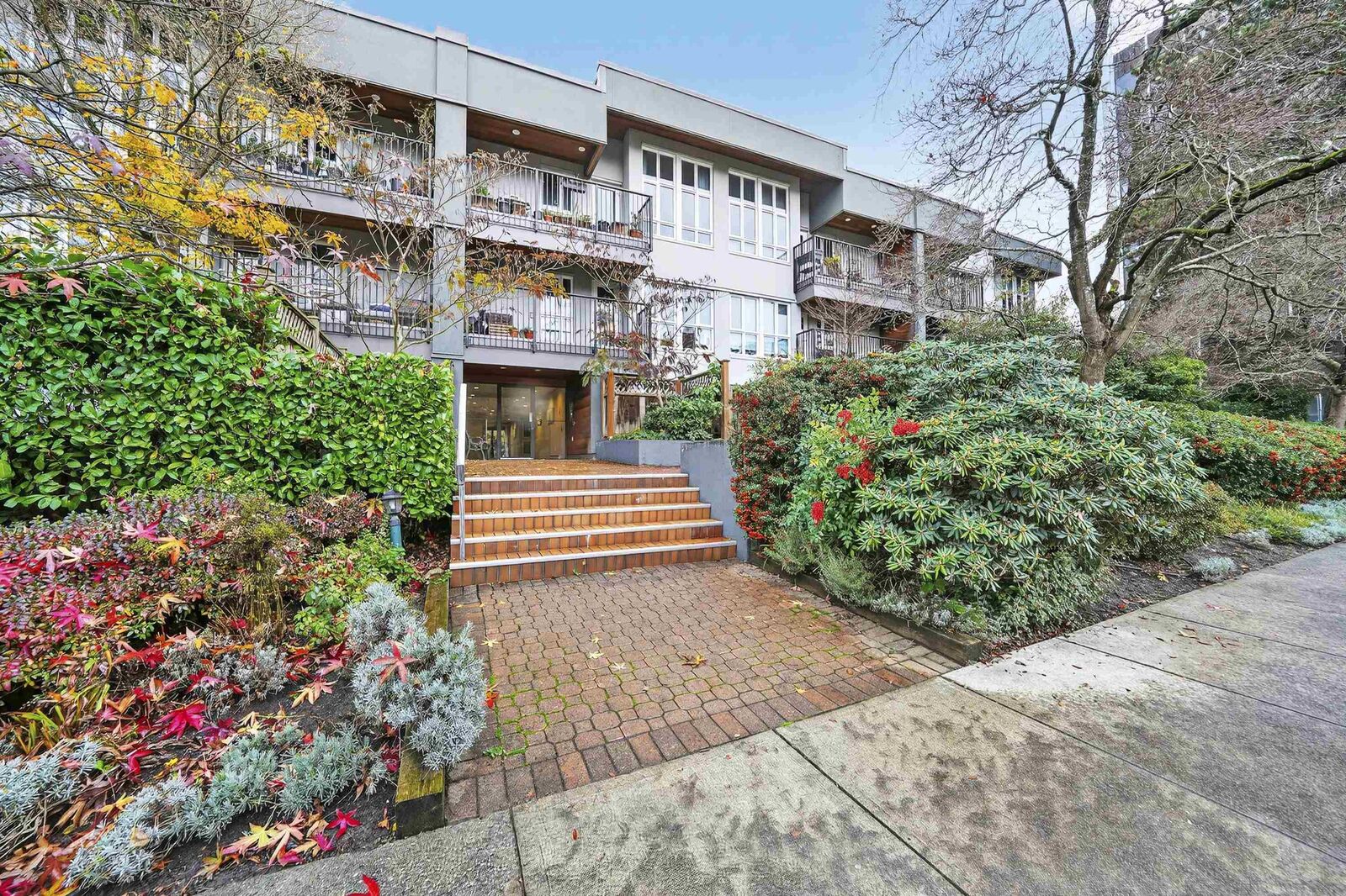 Property Photo:  1551 W 11th Avenue 104  BC V6J 2B5 