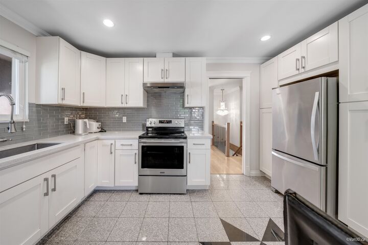 7531 Oak Street — photo 1