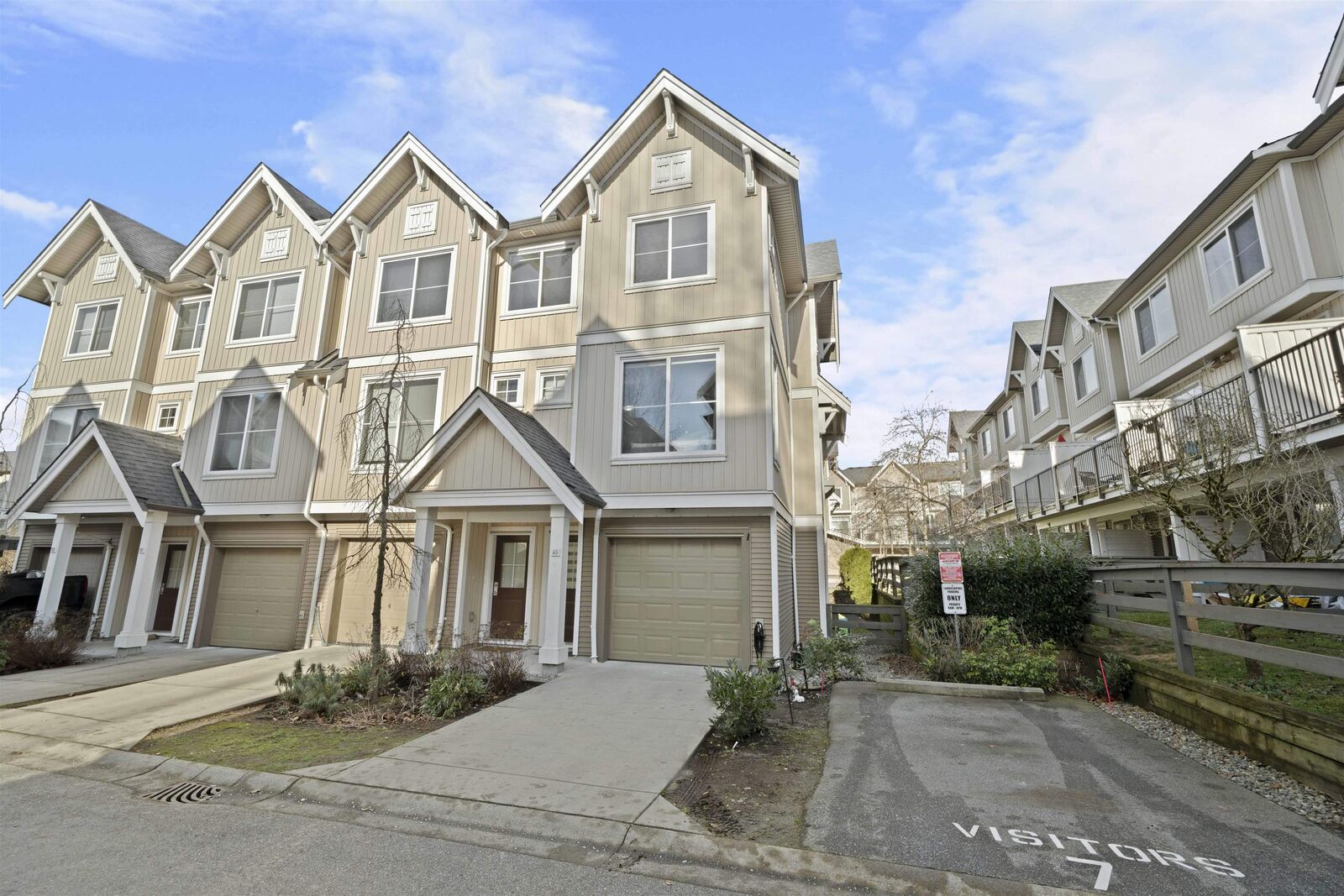 Property Photo: 31032 Westridge Place 49 BC V2T 0C6