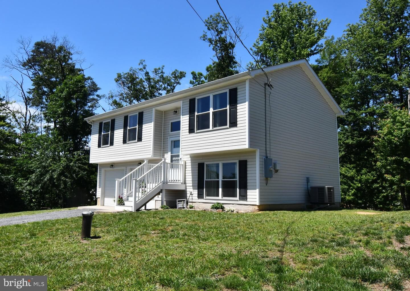 Property Photo: 112 Cornstalk Trail VA 22602