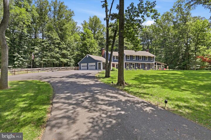 Property Photo: 7514 Evans Ford Road VA 20124