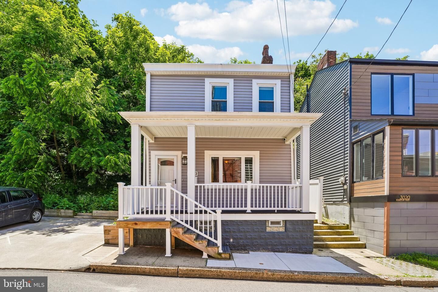 Property Photo: 3022 Harcum Way PA 15203