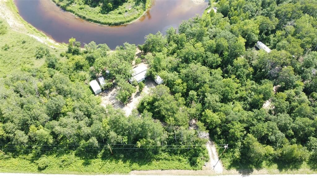 Property Photo: 133 Cable Bridge Road MB R0A 1P0
