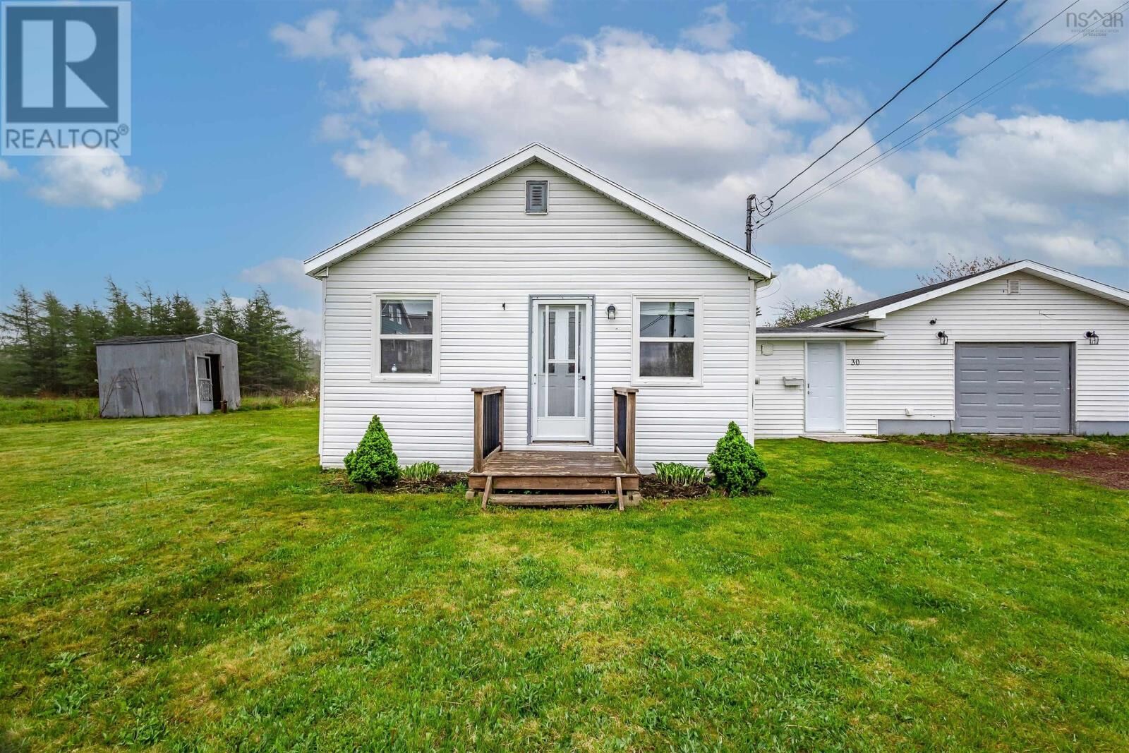 Property Photo:  Avenue Sydney Ns 30  NS B1P 3G2 