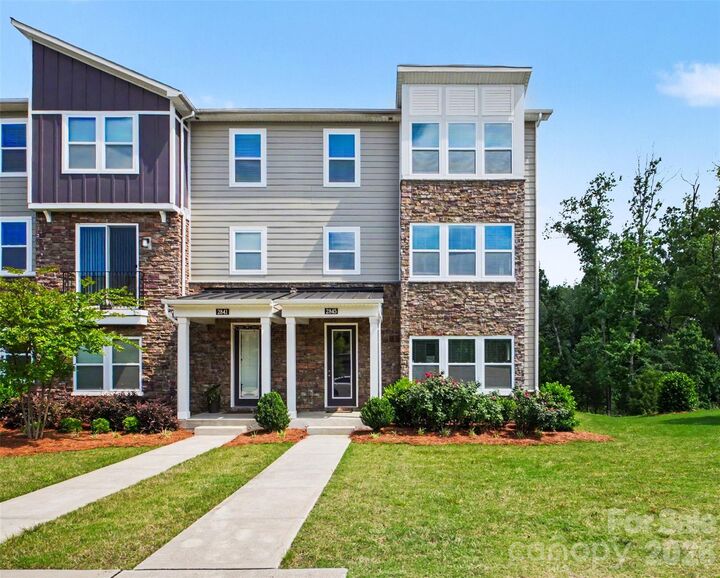 Property Photo: 2845 Ensemble Court NC 28262