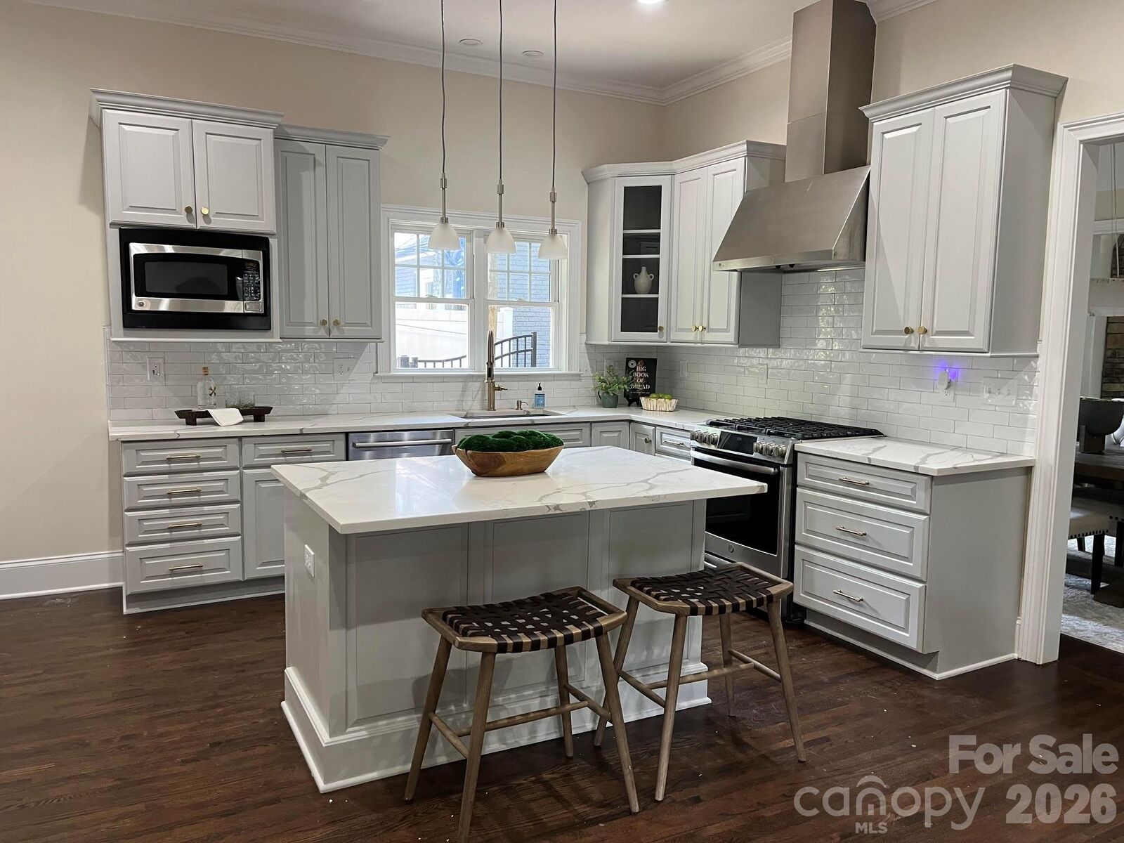 Property Photo: 2907 Park Road NC 28209