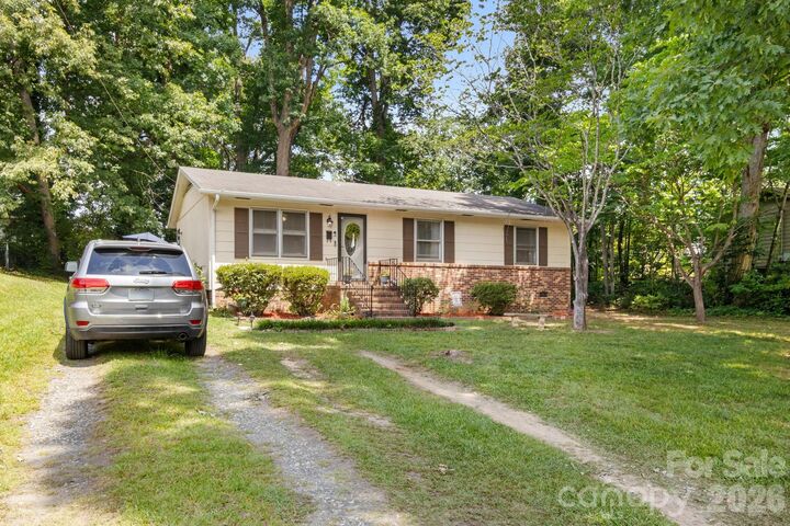 Property Photo:  317 Willow Street  NC 28164 