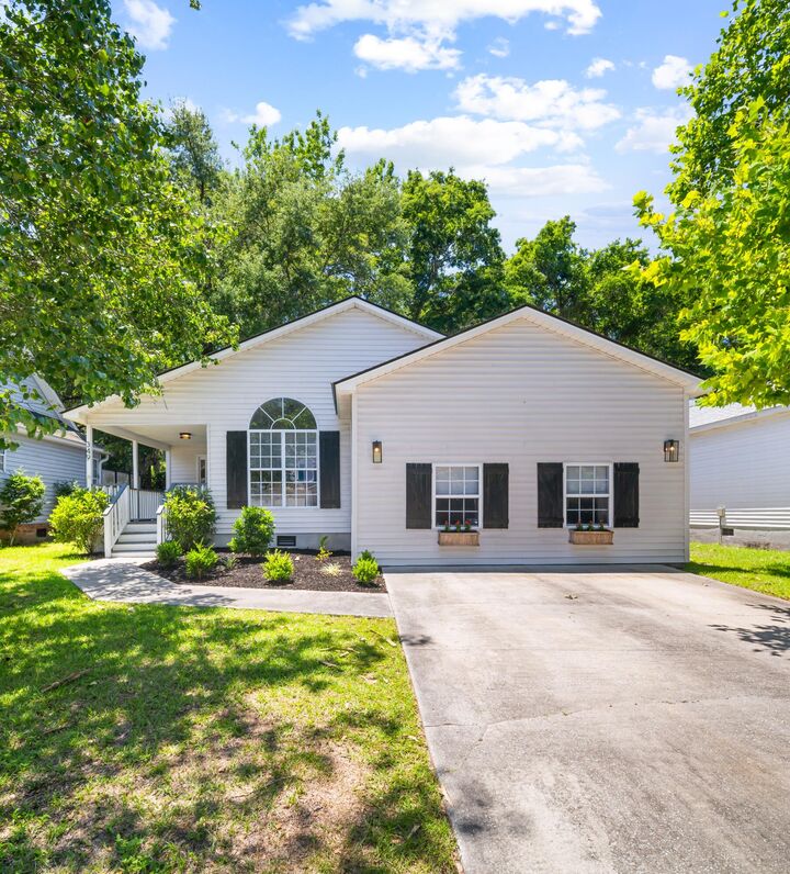 Property Photo: 349 Culver Avenue SC 29407