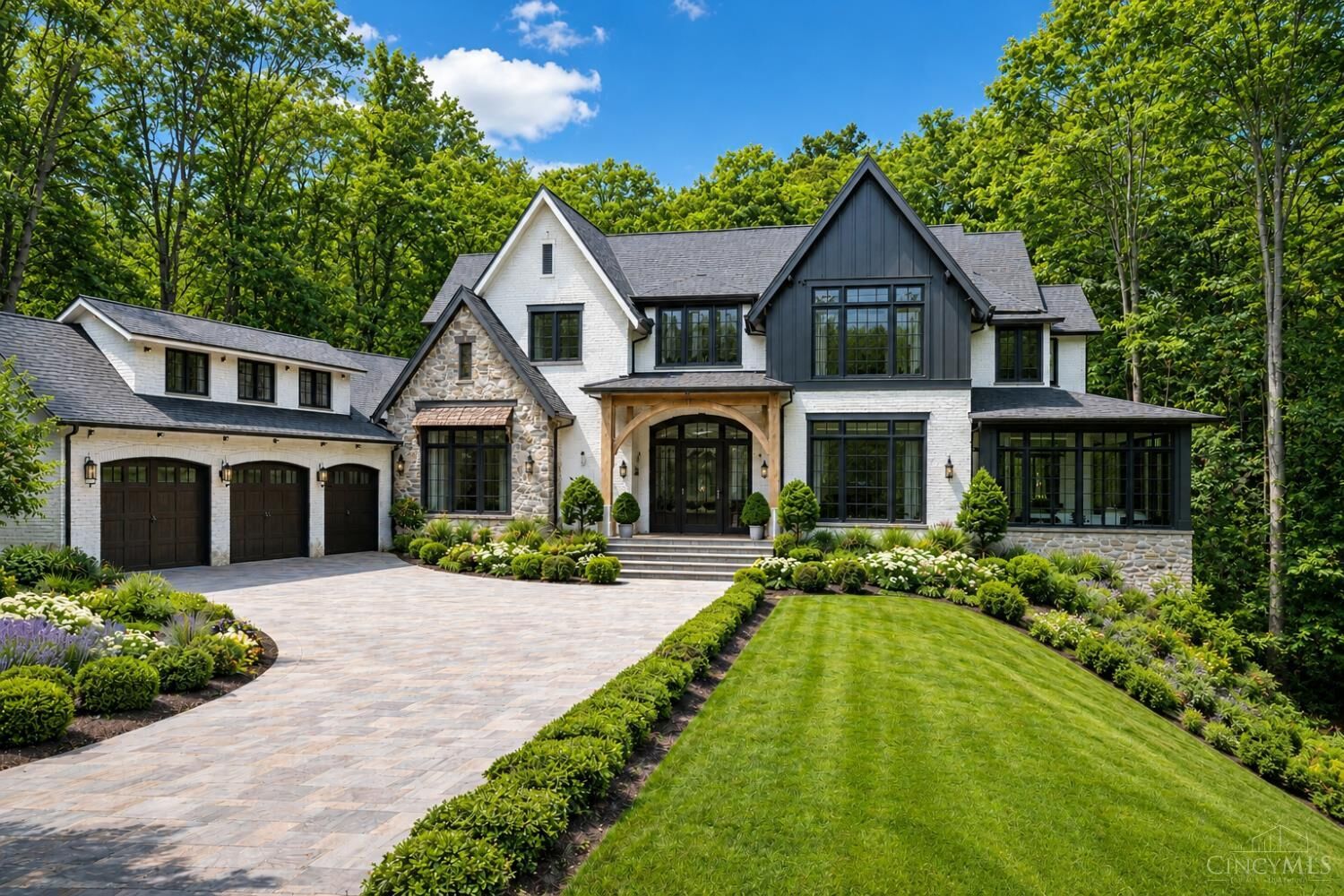 Property Photo: 9280 Indian Hill Road OH 45243