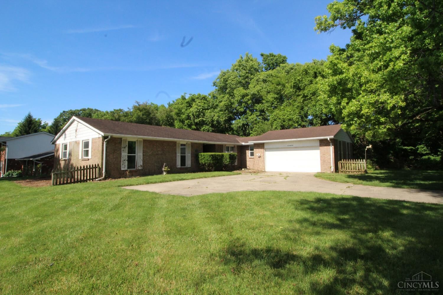 Property Photo:  1371 Taft Place  OH 45013 