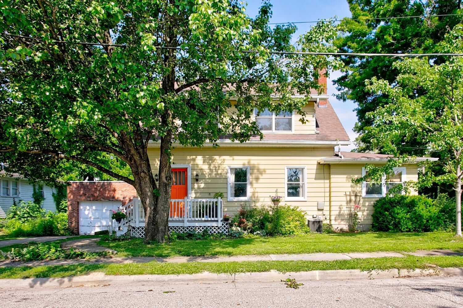 Property Photo:  611 Maple Street  OH 45150 