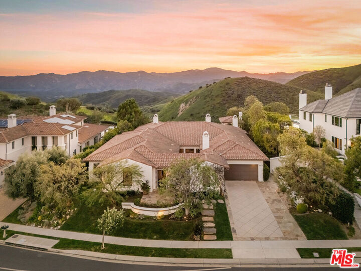 Property Photo: 25420 Prado De Azul CA 91302