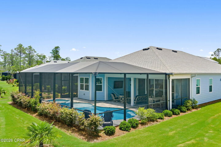 Property Photo:  8431 Island Breeze Avenue  FL 32413 