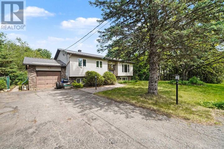 Property Photo:  3399 Regburn Drive  ON K0A 2W0 