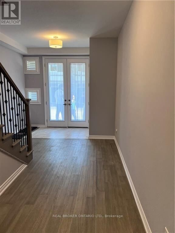 Property Photo:  5672 Dorchester Road  ON L2G 4Y8 