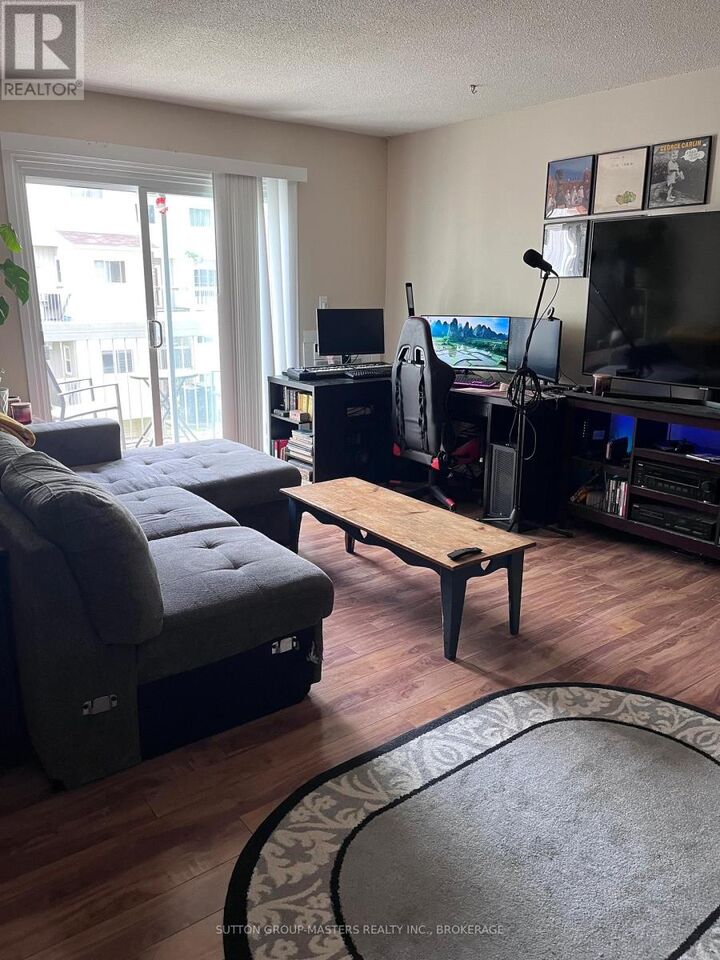 Property Photo:  1000 Pembridge Crescent 307  ON K7P 1A3 